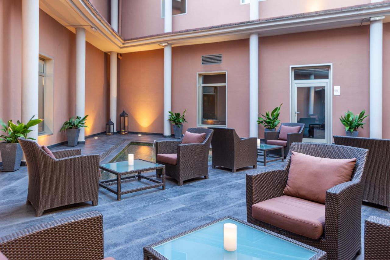 Porcel Torneo Hotel Sevilla Eksteriør billede